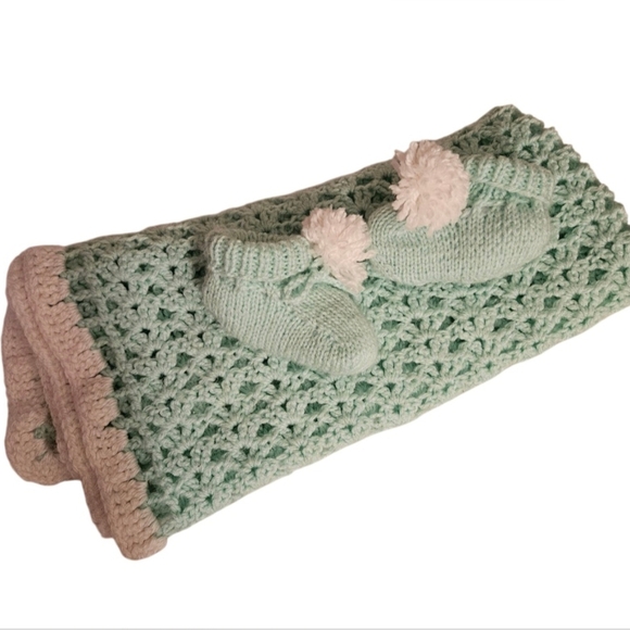 Handmade Mint White Crochet Baby Blanket Booties Set knit Tunisian Vintage Gift - Picture 5 of 17